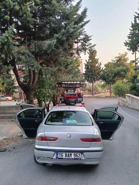 Sahibinden Alfa Romeo 156 1.6 TS 2001 Model 5