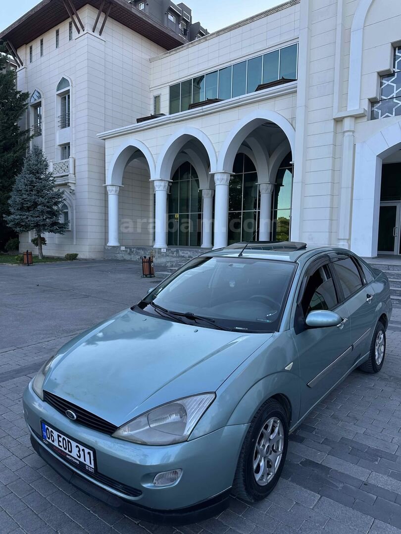 Galeriden Ford Focus 1.6 Ambiente 2000 Model Ankara 384.000 km Yeşil 4