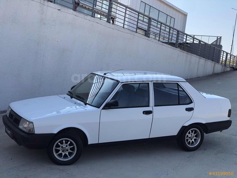 Galeriden Tofaş Şahin S 1997 Model Denizli 100.000 km Beyaz 1