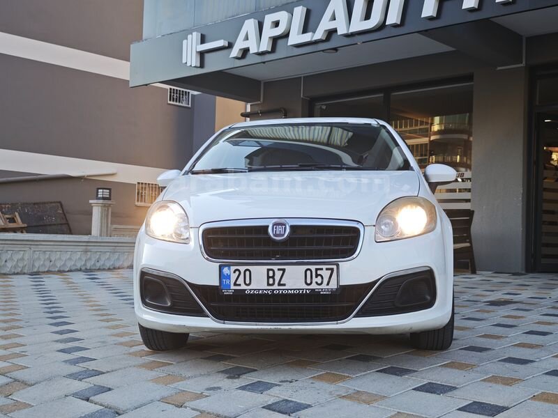 Galeriden Fiat Linea 1.3 Multijet Pop 2016 Model Aydın 95.600 km Beyaz