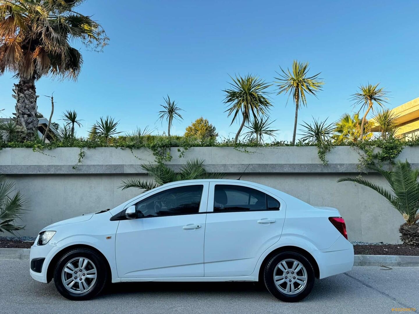 Galeriden Chevrolet Aveo 1.3 D LT 2012 Model Bursa 207.000 km Beyaz 4