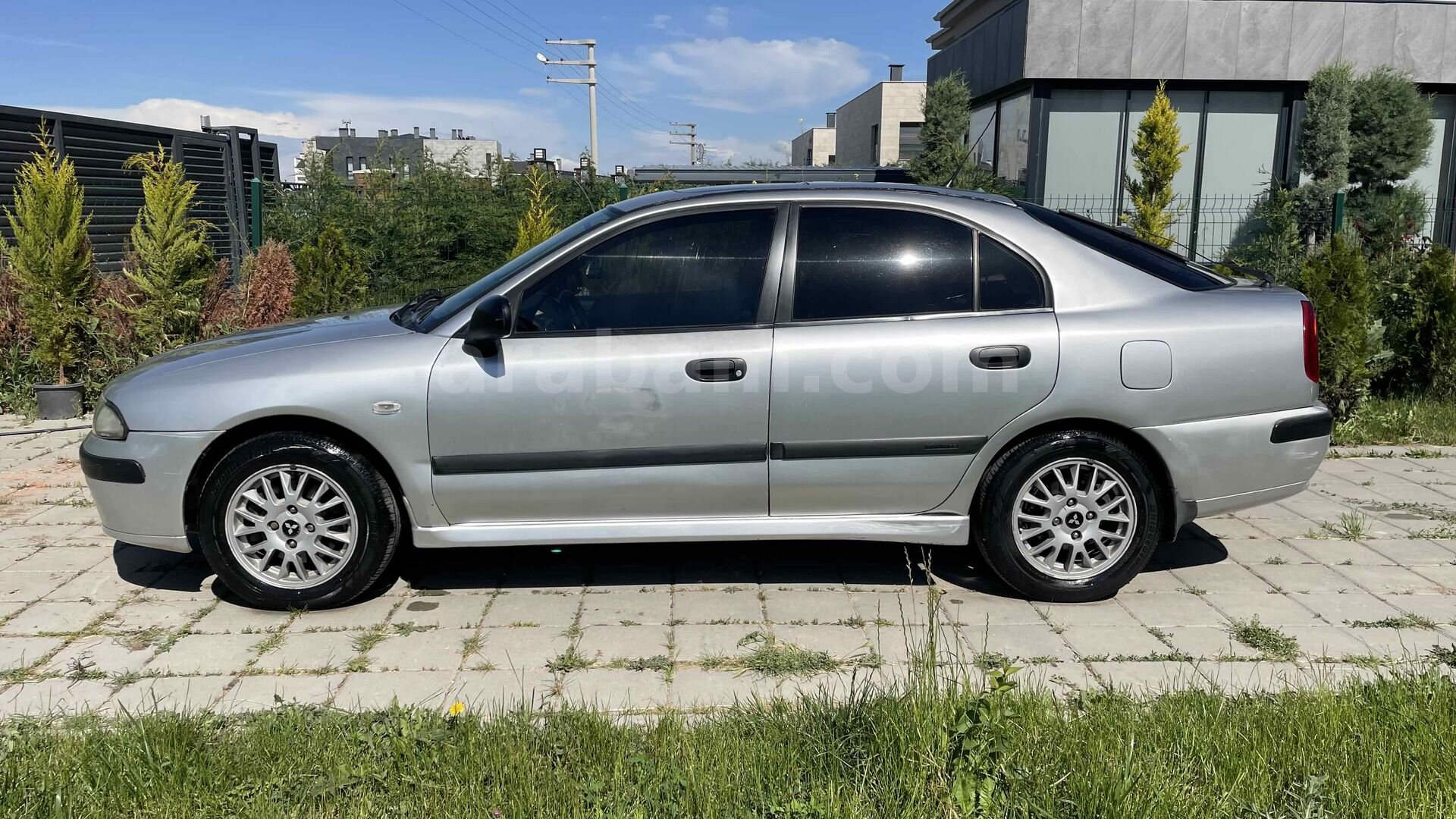 Sahibinden Mitsubishi Carisma 1.8 GDI Avance 2001 Model 3