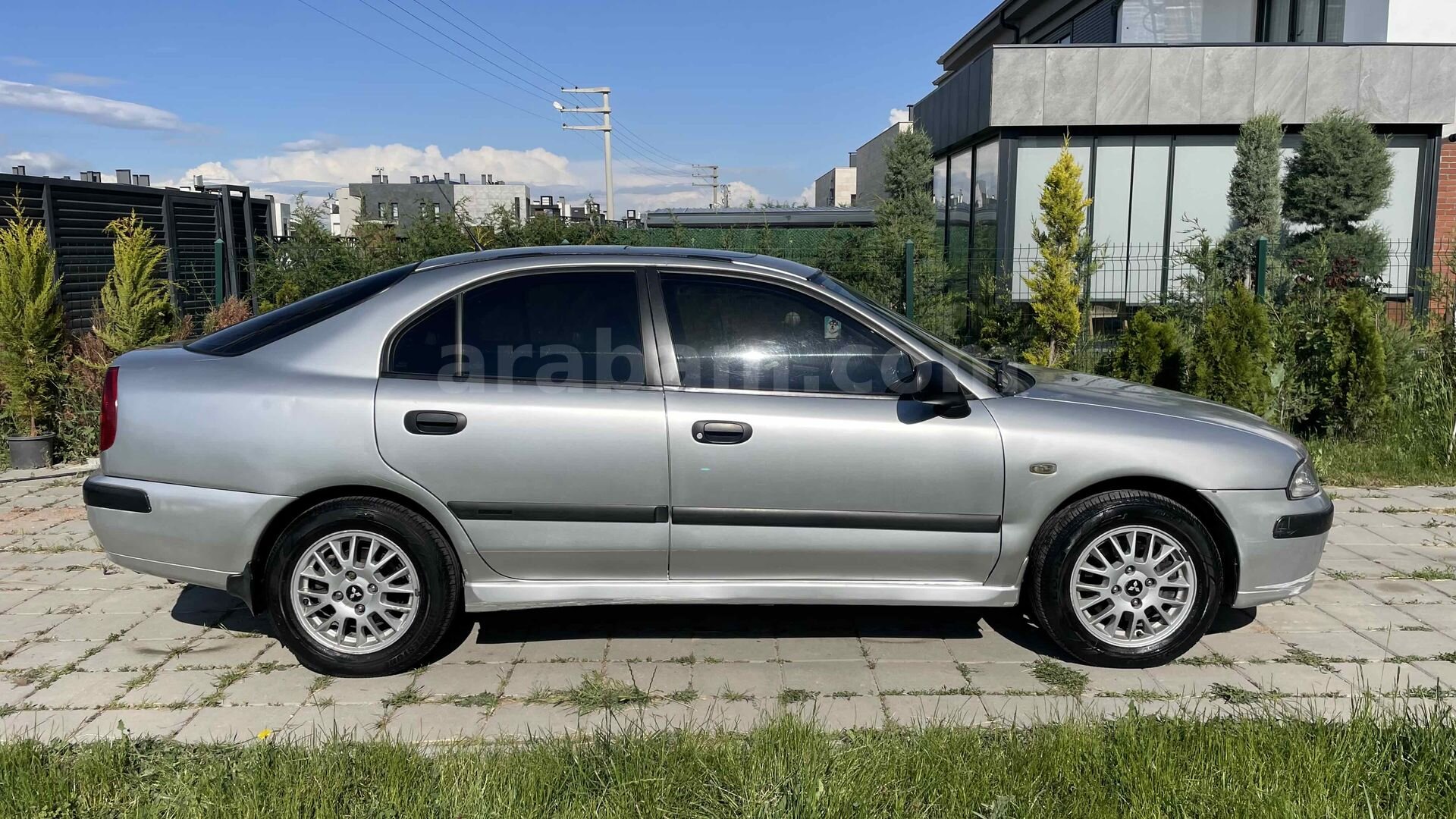 Sahibinden Mitsubishi Carisma 1.8 GDI Avance 2001 Model 4