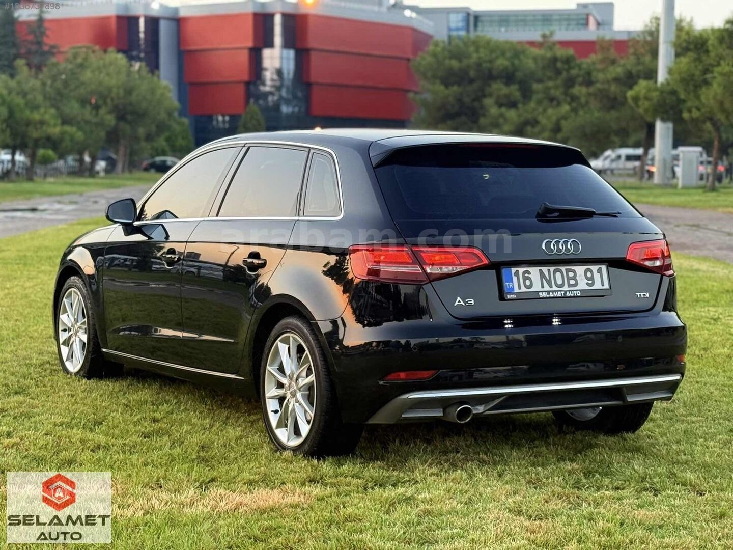 Galeriden Audi A3 Sportback 1.6 TDI Design Line 2016 Model Bursa 170.000 km Siyah 7