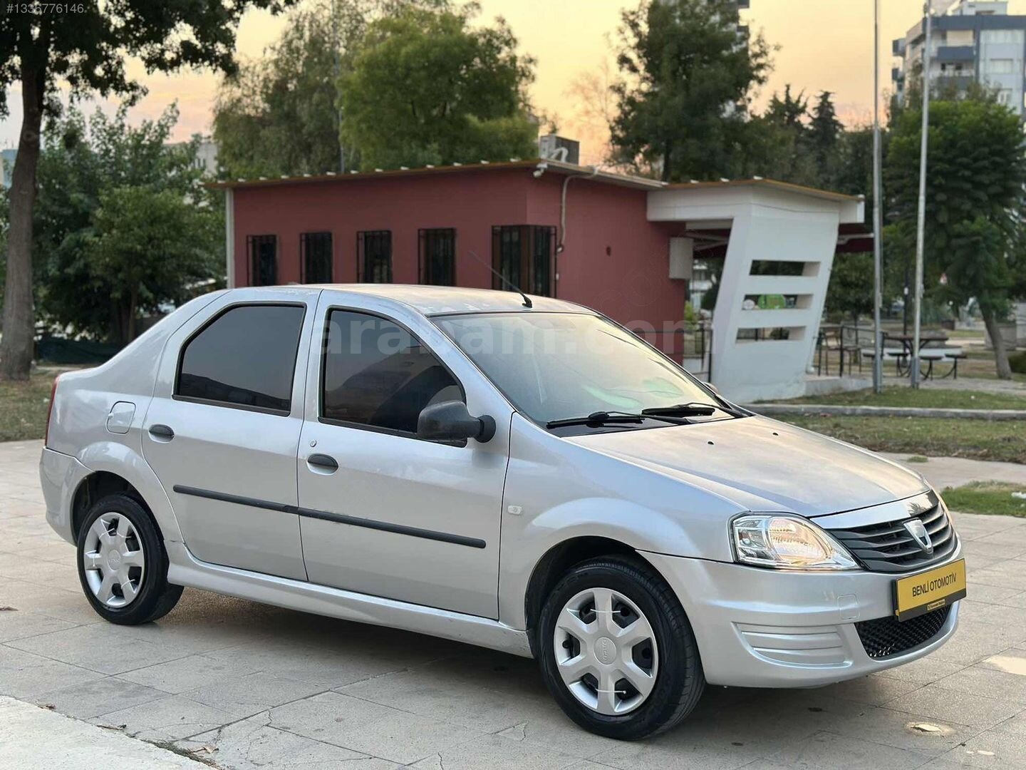Galeriden Dacia Logan 1.4 Ambiance 2010 Model Antalya 412.000 km Gri 6