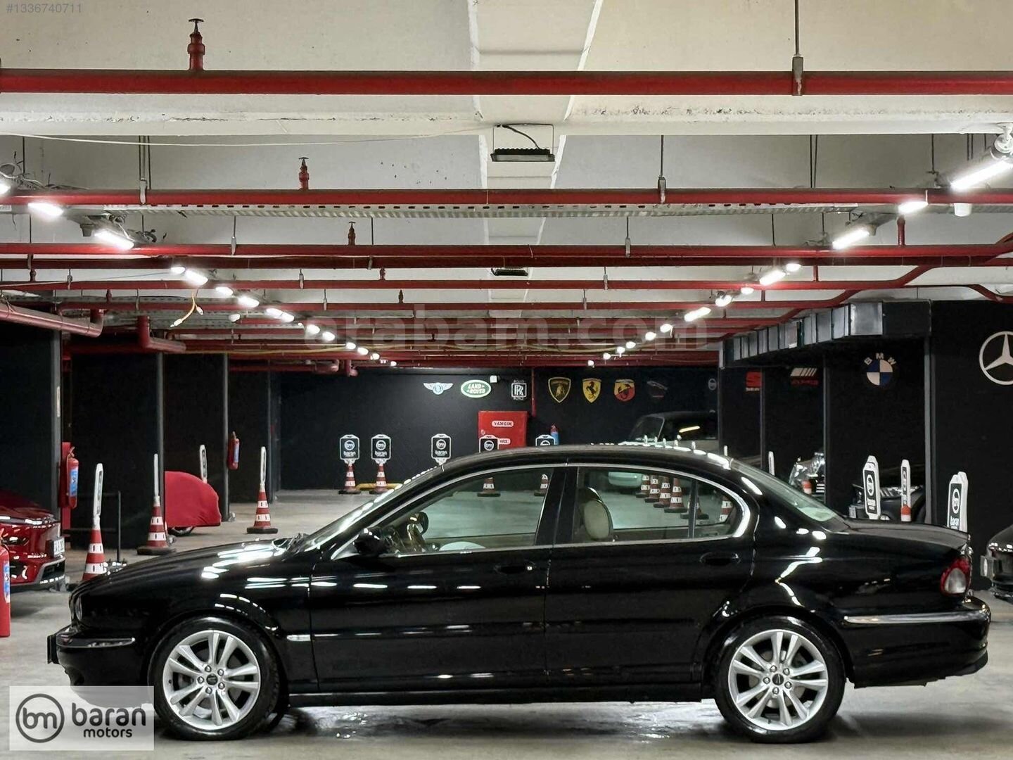 Galeriden Jaguar X-Type 2.1 Executive 2008 Model İstanbul 78.018 km Siyah 7