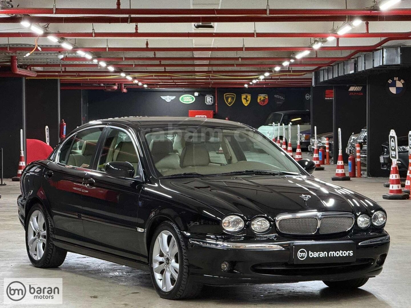 Galeriden Jaguar X-Type 2.1 Executive 2008 Model İstanbul 78.018 km Siyah 3