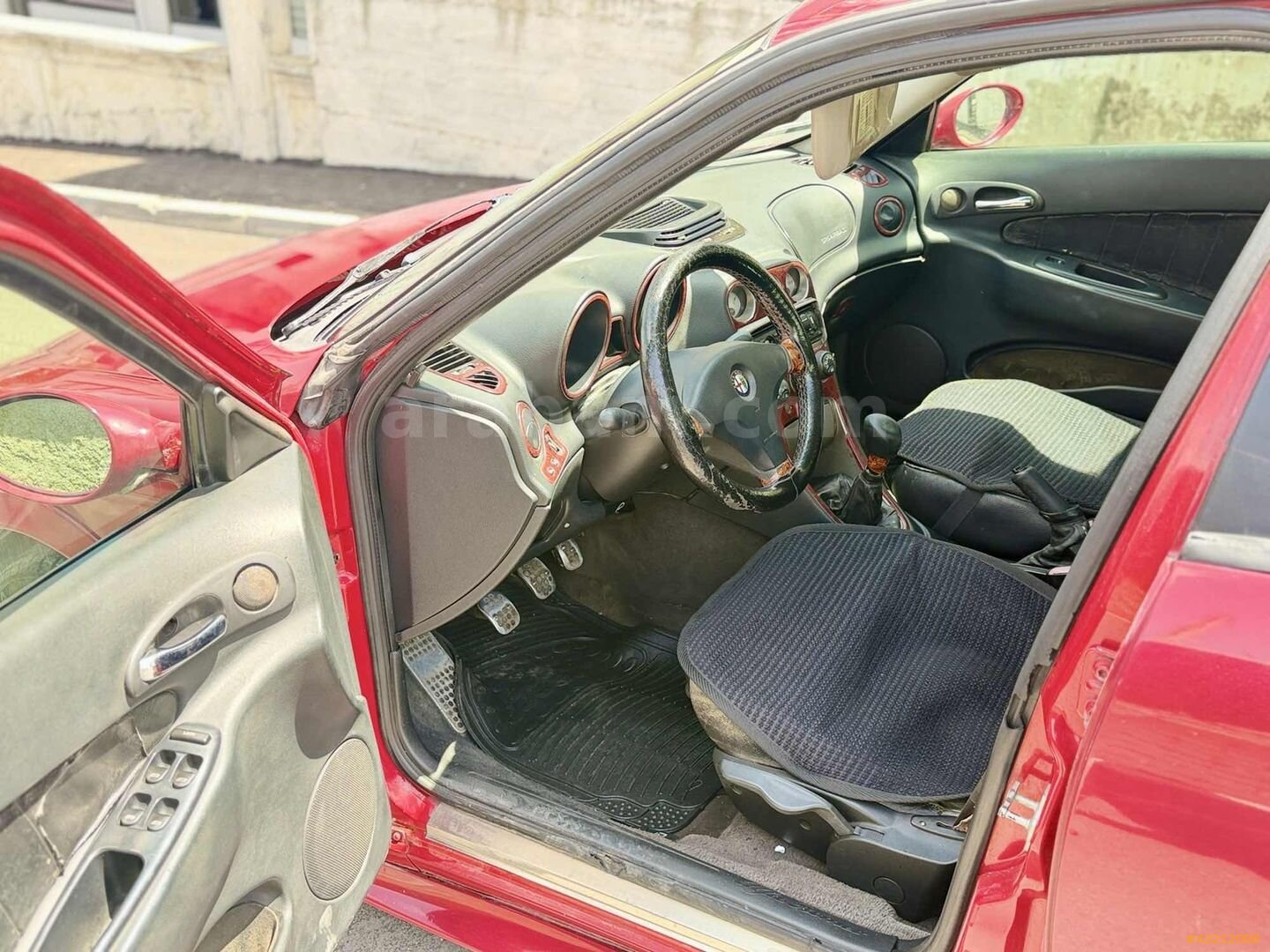 Galeriden Alfa Romeo 156 2.0 TS 1999 Model Eskişehir 325.400 km Kırmızı 6