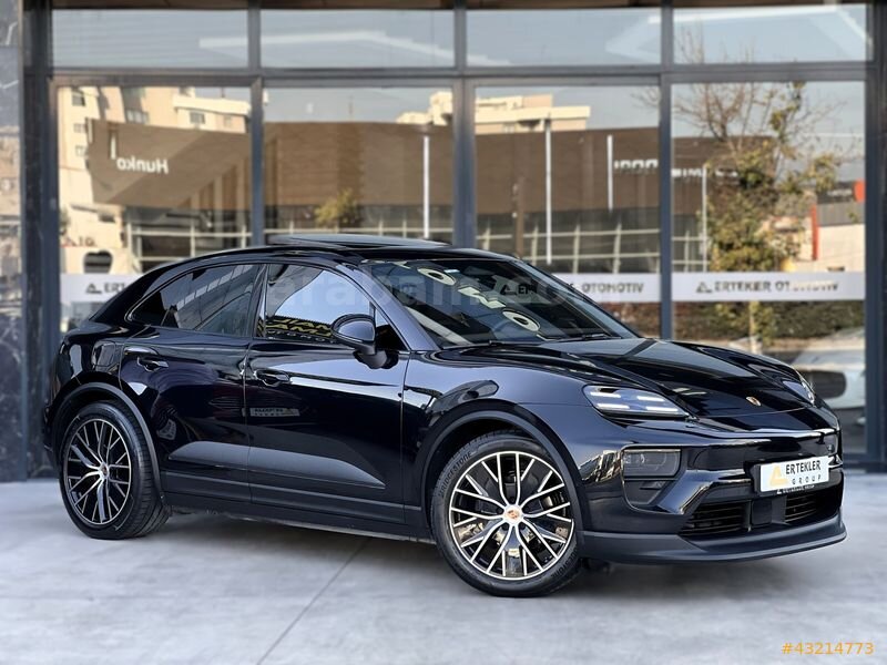 2025 PORSCHE MACAN 4BEV 408 HP 4X4 ISITMA SOĞUTMA BAYİ ÇIKIŞLI 1