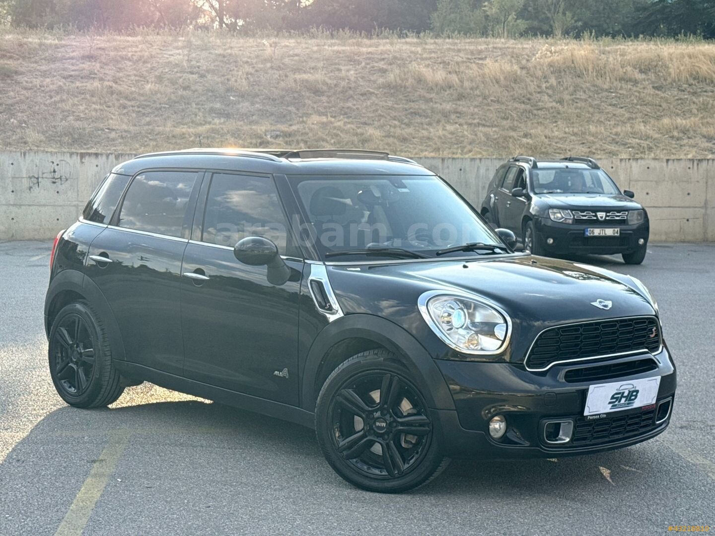 MINI COOPER S COUNTRYMAN CAM TAVAN 4X4 BÜYÜK DİJİTAL EKRAN 2