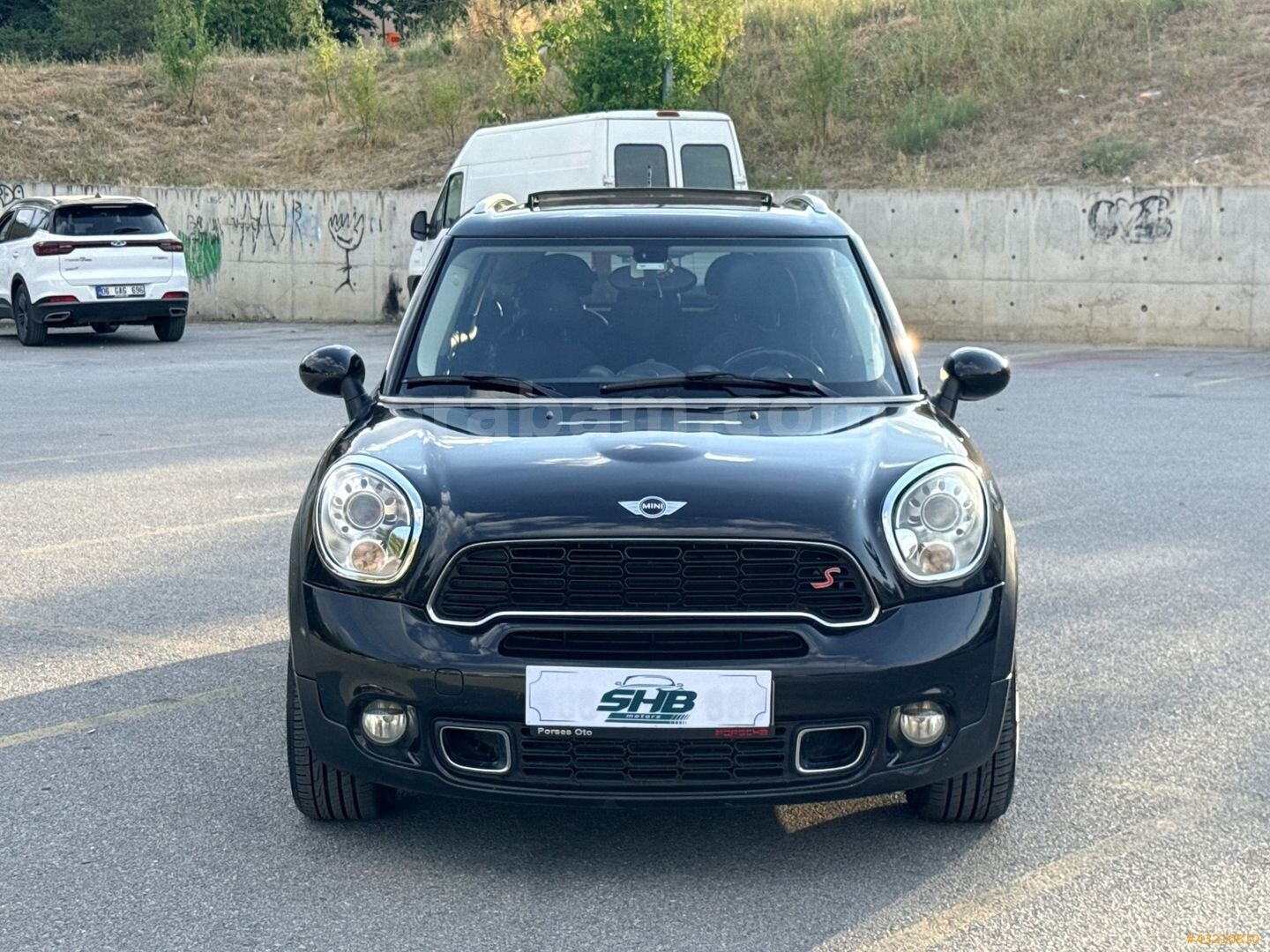 MINI COOPER S COUNTRYMAN CAM TAVAN 4X4 BÜYÜK DİJİTAL EKRAN 3