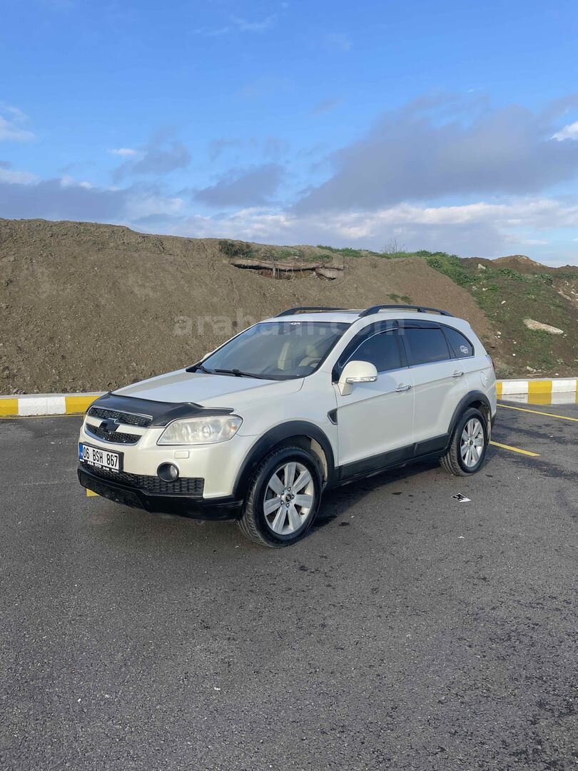 Sahibinden Chevrolet Captiva 2.0 D LT High 2010 Model 253.000 km Beyaz 1
