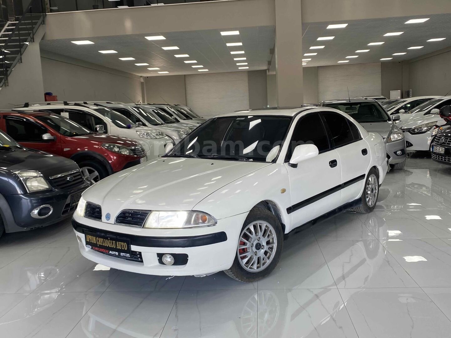 Galeriden Mitsubishi Carisma 1.6 Avance 2001 Model Afyonkarahisar 2