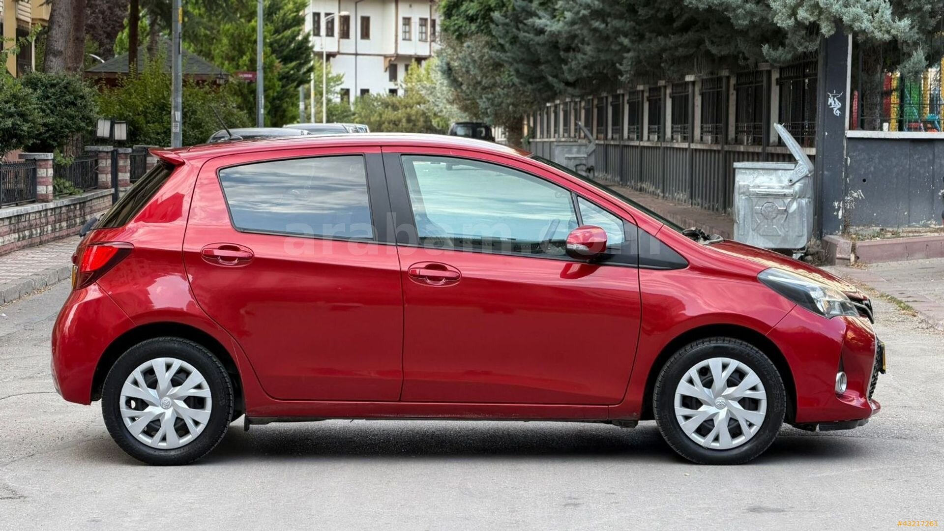 TAM OTOMATİK-112.000 KM DE-YARİS-STYLE-DİJİTAL KLİMA-EKRAN LI 2