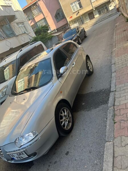 Sahibinden Alfa Romeo 147 1.6 TS Distinctive 2005 Model