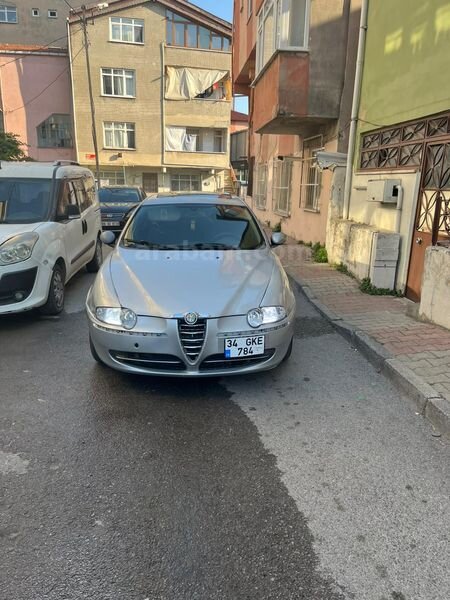 Sahibinden Alfa Romeo 147 1.6 TS Distinctive 2005 Model 2
