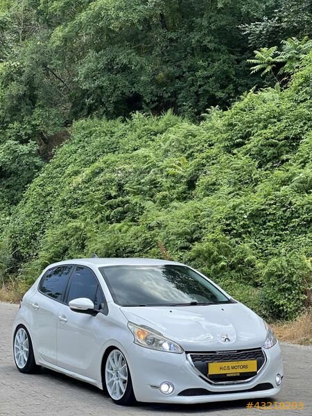 Galeriden Peugeot 208 1.4 HDi Active 2012 Model Bursa 220.000 km Beyaz
