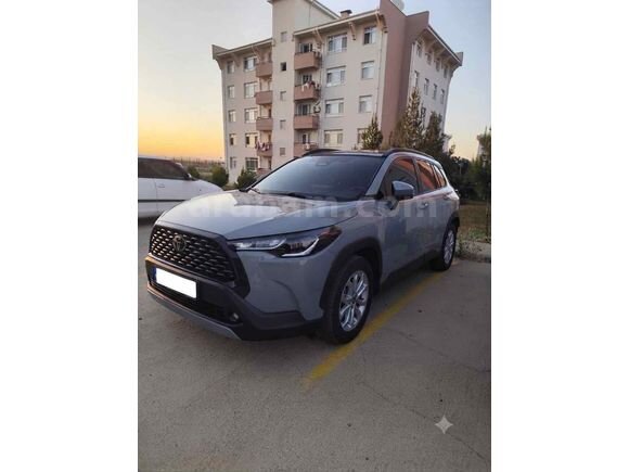 Sahibinden Toyota Corolla Cross 1.8 Hybrid Flame X-Pack 2024 Model