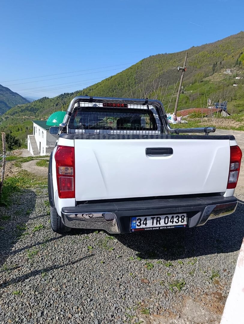Sahibinden Isuzu D-Max 2.5 4x4 LTD 2013 Model 5