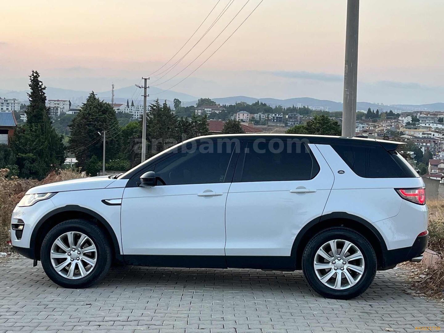Galeriden Land Rover Discovery Sport 2.0 TD4 HSE 2016 Model Kocaeli 185.000 km Beyaz 6