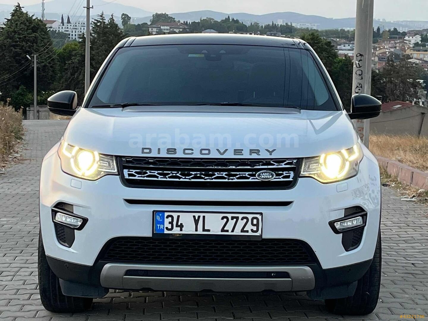 Galeriden Land Rover Discovery Sport 2.0 TD4 HSE 2016 Model Kocaeli 185.000 km Beyaz 4