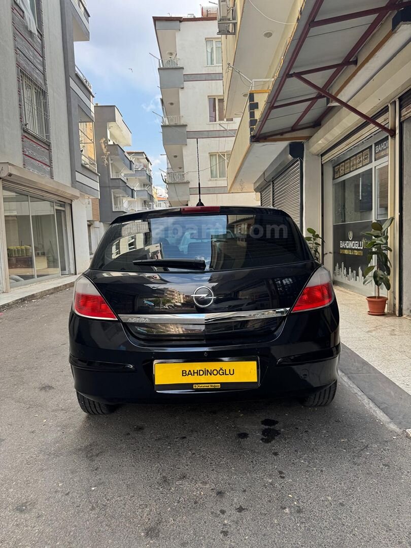 Galeriden Opel Astra 1.6 Enjoy 2005 Model Gaziantep 267.500 km Siyah 4