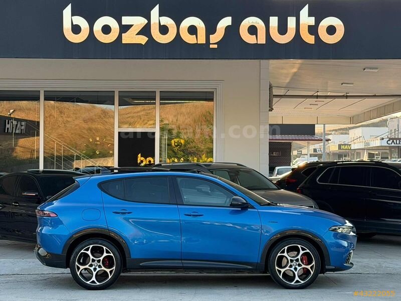 BOZBAŞ AUTO'DAN 2023 MODEL HATASIZ BOYASIZ ALFA ROMEO TONALE 4