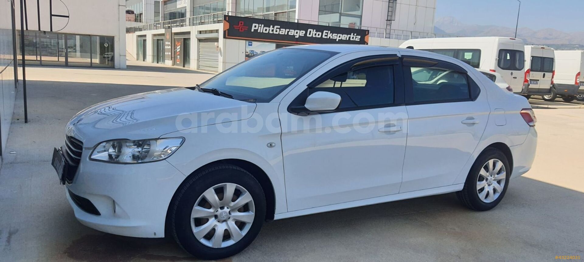 Galeriden Peugeot 301 1.6 HDi Active 2013 Model Denizli 225.000 km Beyaz 4