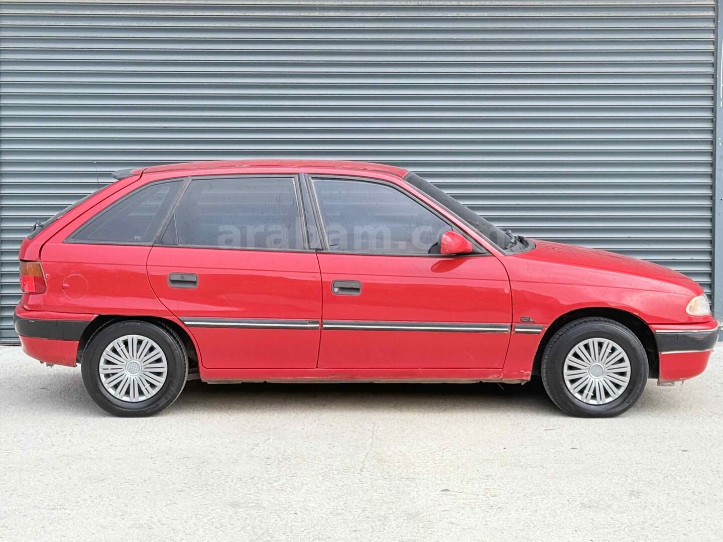 Galeriden Opel Astra 1.4 GLS 1994 Model Gaziantep 350.000 km Kırmızı 5