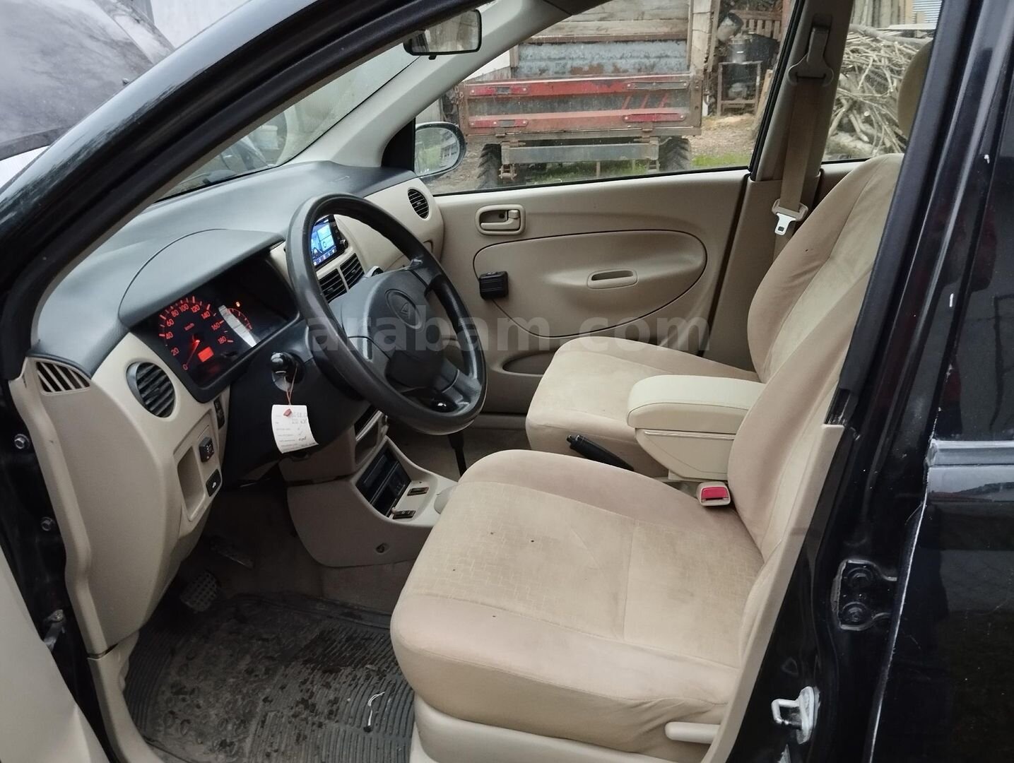 Sahibinden Daihatsu Cuore 1.0 Low Grade 2006 Model Düzce 240.000 km Siyah 5