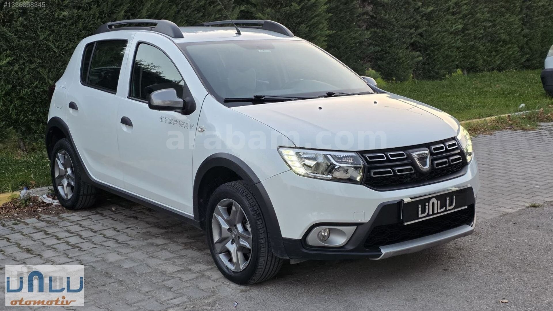 Galeriden Dacia Sandero 0.9 ECO-G Turbo Stepway 2020 Model Balıkesir 111.000 km Beyaz 4