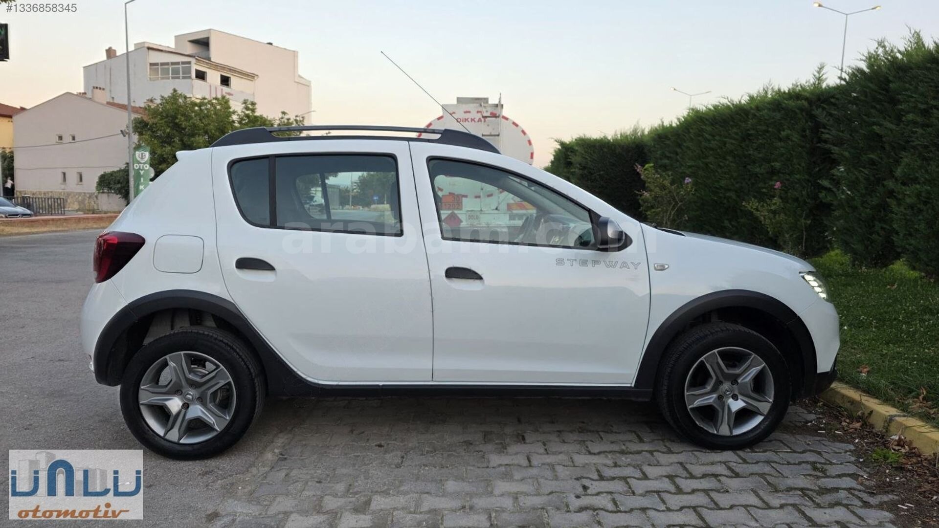 Galeriden Dacia Sandero 0.9 ECO-G Turbo Stepway 2020 Model Balıkesir 111.000 km Beyaz 6