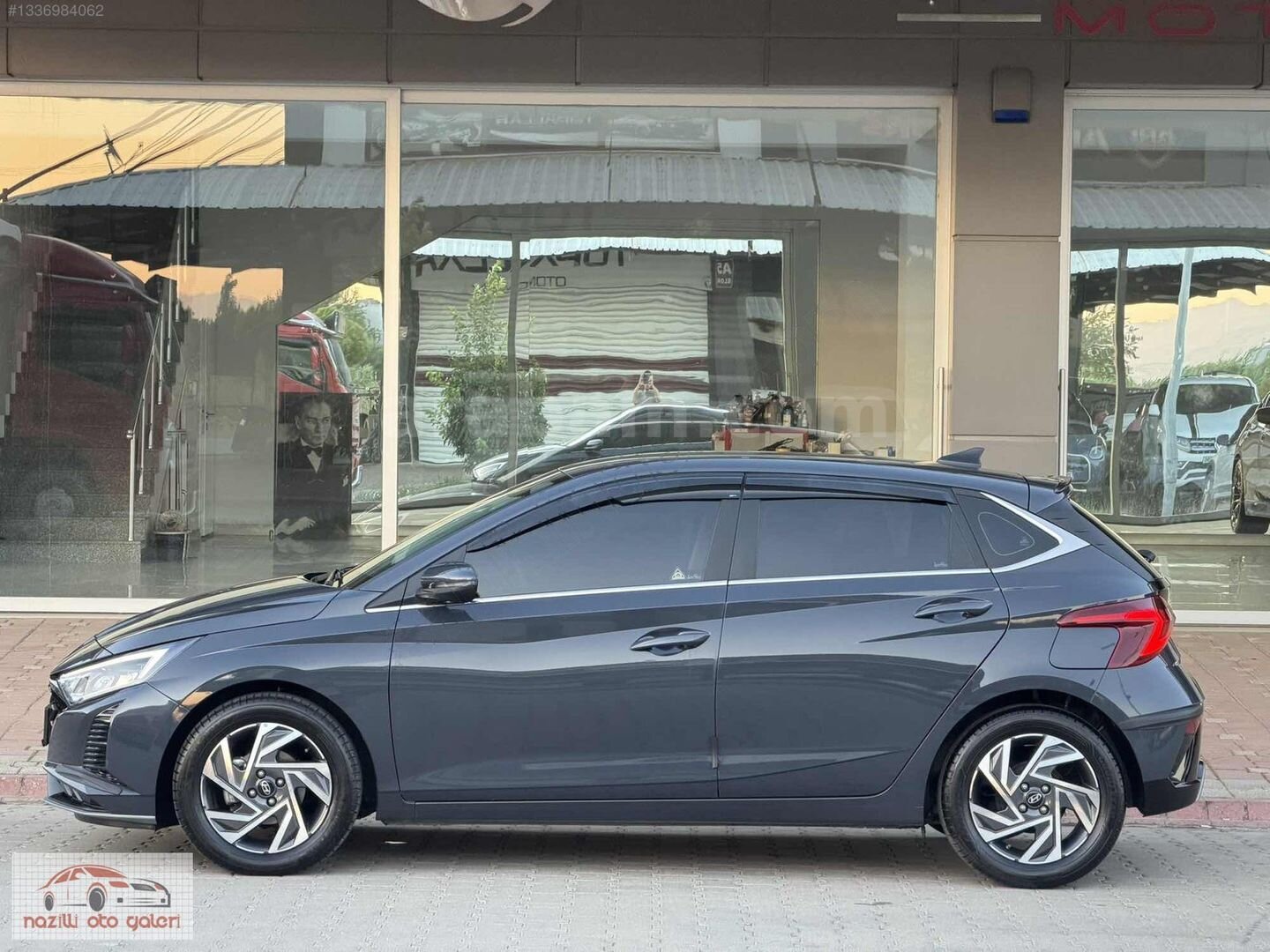 Galeriden Hyundai i20 1.4 MPI Style 2024 Model Aydın 13.000 km Gri 3