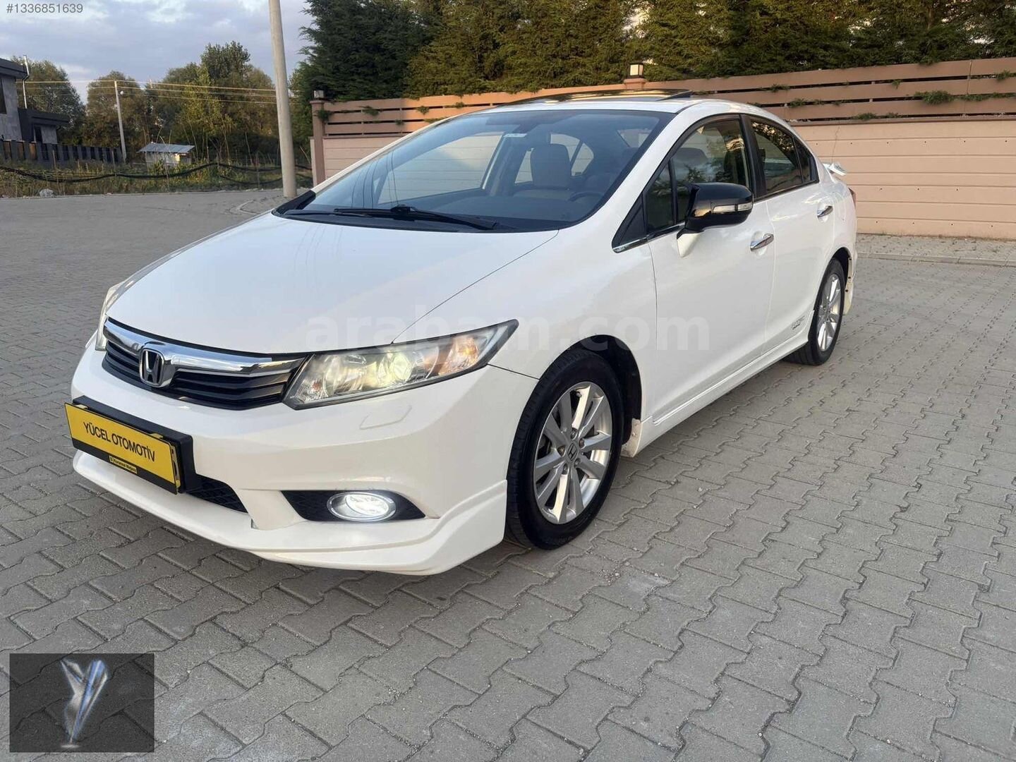 Galeriden Honda Civic 1.6i VTEC Eco Elegance 2013 Model Bolu 147.000 km Beyaz 3
