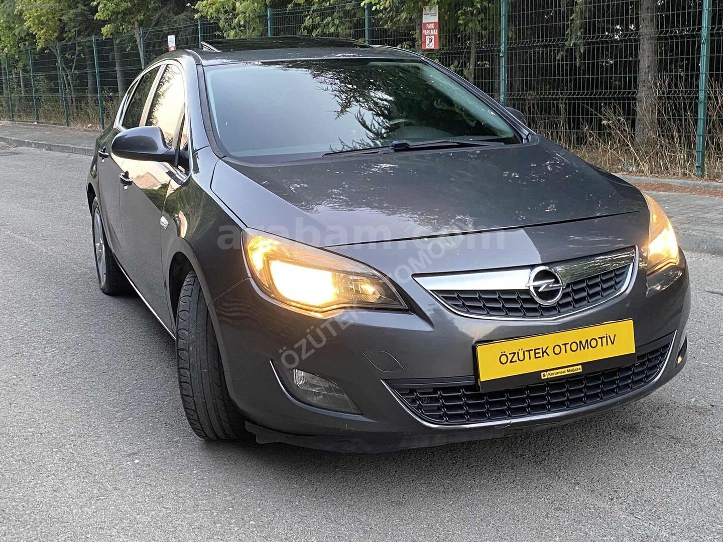 Galeriden Opel Astra 1.3 CDTI ecoFLEX Sport 2012 Model İstanbul 195.000 km Gri 3