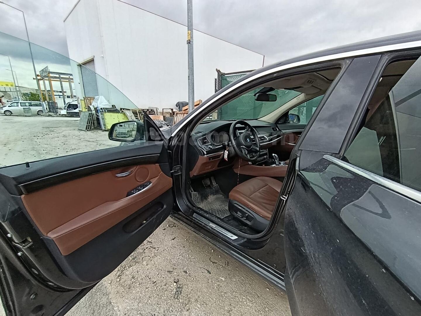 Sahibinden BMW 5 Serisi 520d Gran Turismo Luxury Line 2016 Model Ankara 220.000 km Gri (metalik) 5