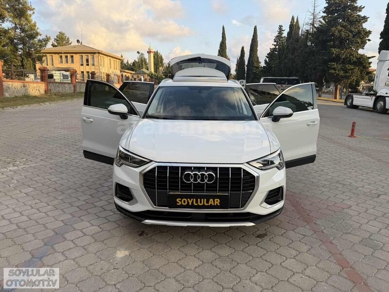 2021 AUDİ Q3 35TFSİ HBRİT BOYASIZ+CAM TAVAN+TABA+90binKM 2
