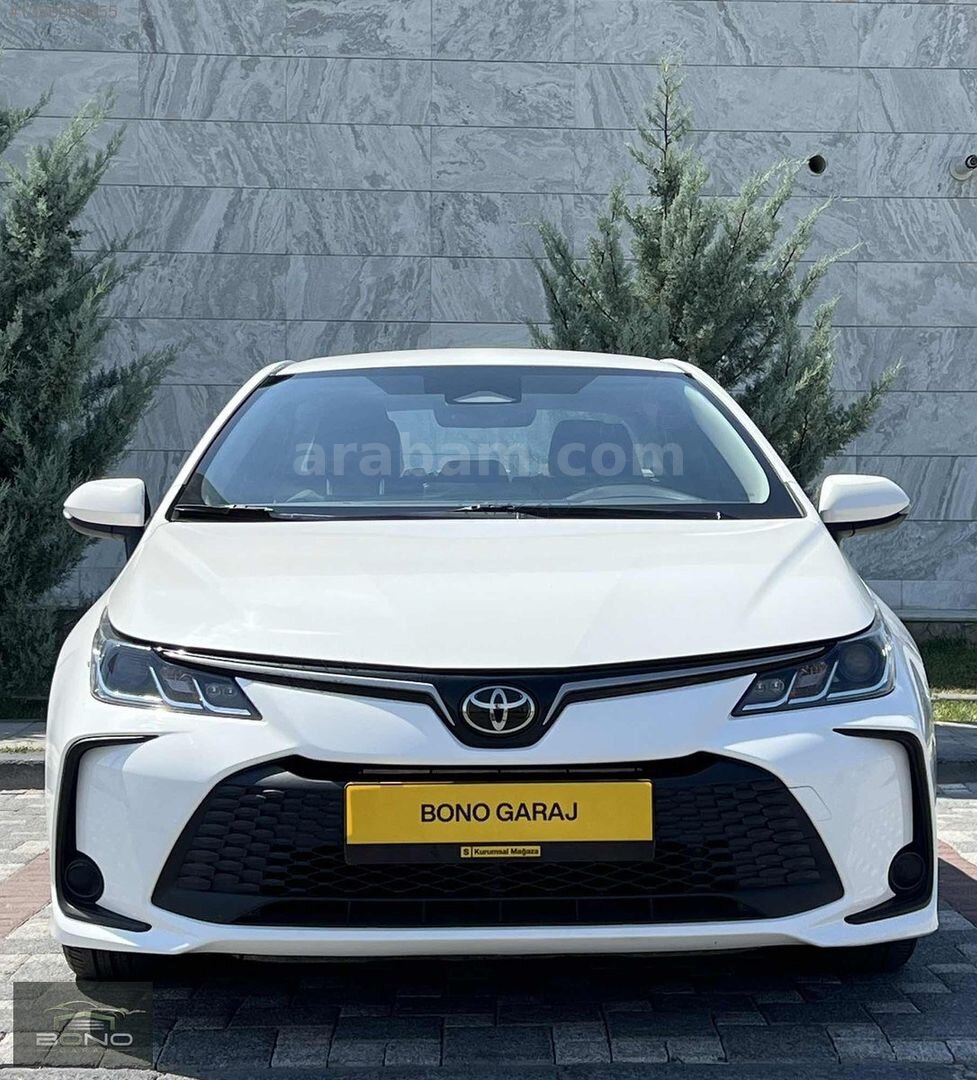 Galeriden Toyota Corolla 1.5 Vision Plus 2024 Model Kayseri 87.900 km Beyaz 6