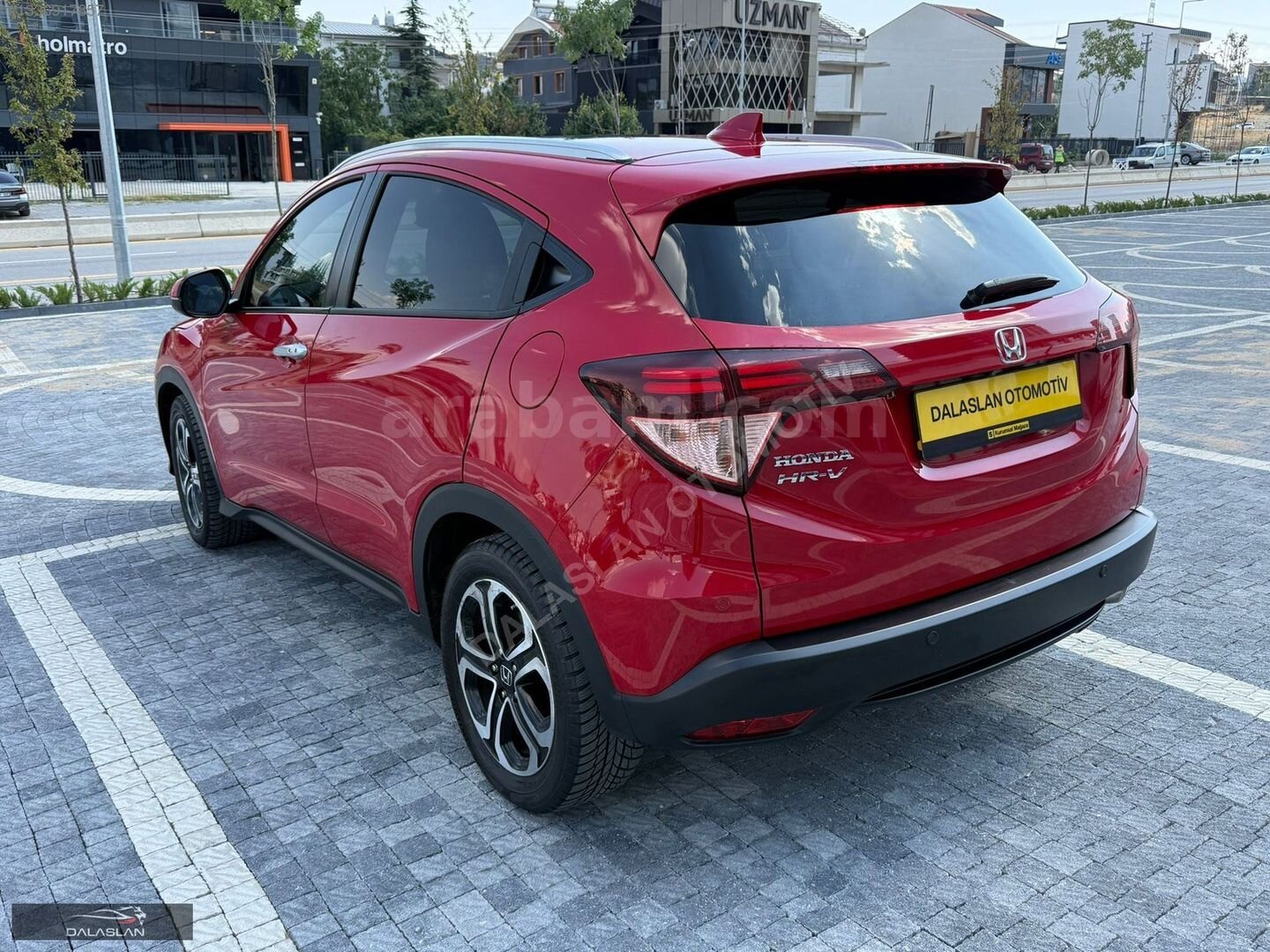 HONDA HR-V 1.5 İ-VTEC 2017 ÇIKIŞLI HATASIZ BOYASIZ TRAMERSİZ 3