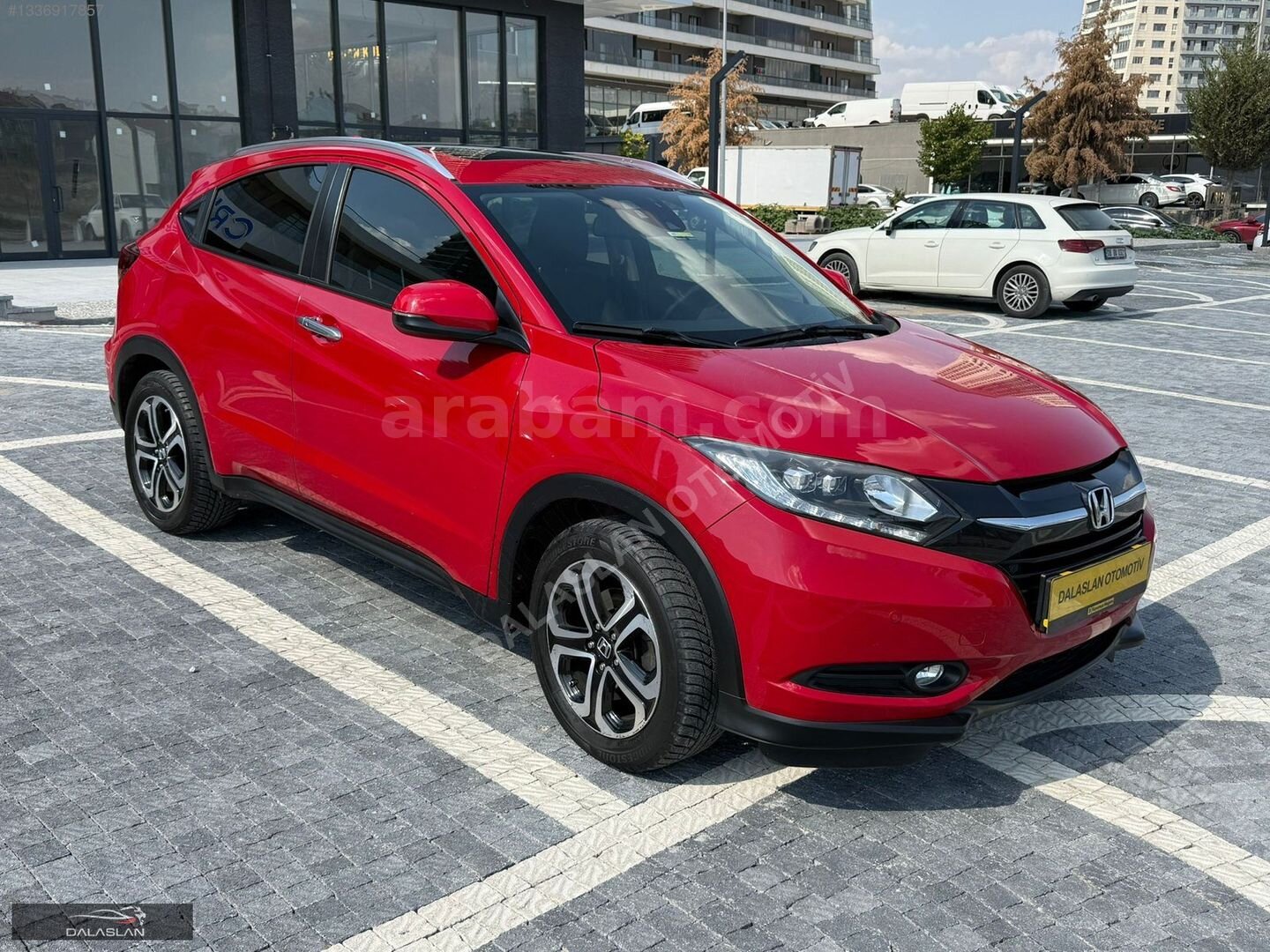 HONDA HR-V 1.5 İ-VTEC 2017 ÇIKIŞLI HATASIZ BOYASIZ TRAMERSİZ 7