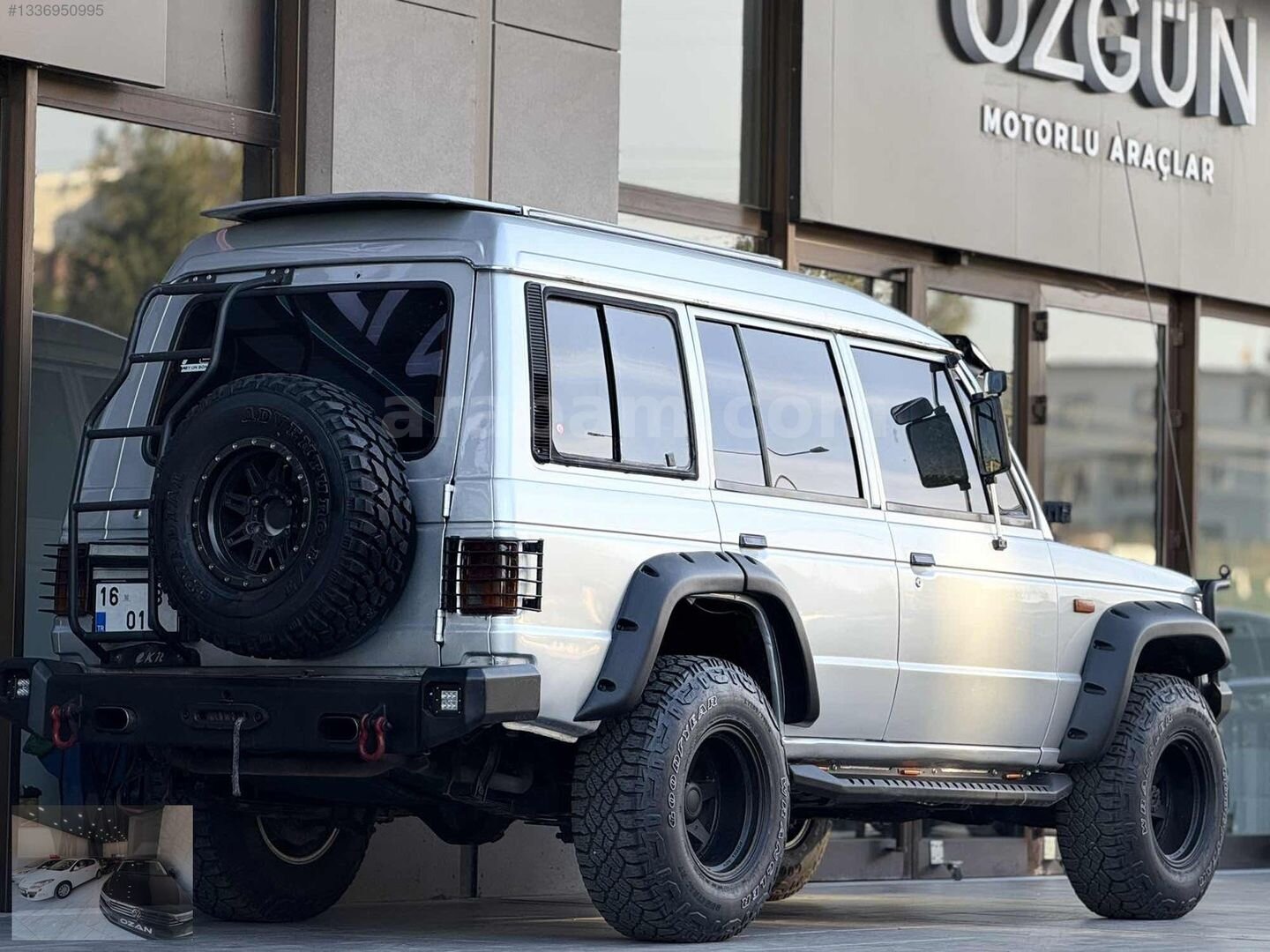 MİTSUBİSHİ PAJERO 2.5 TD EMSALSİZ FULL DONANIM CAM TAVAN 7