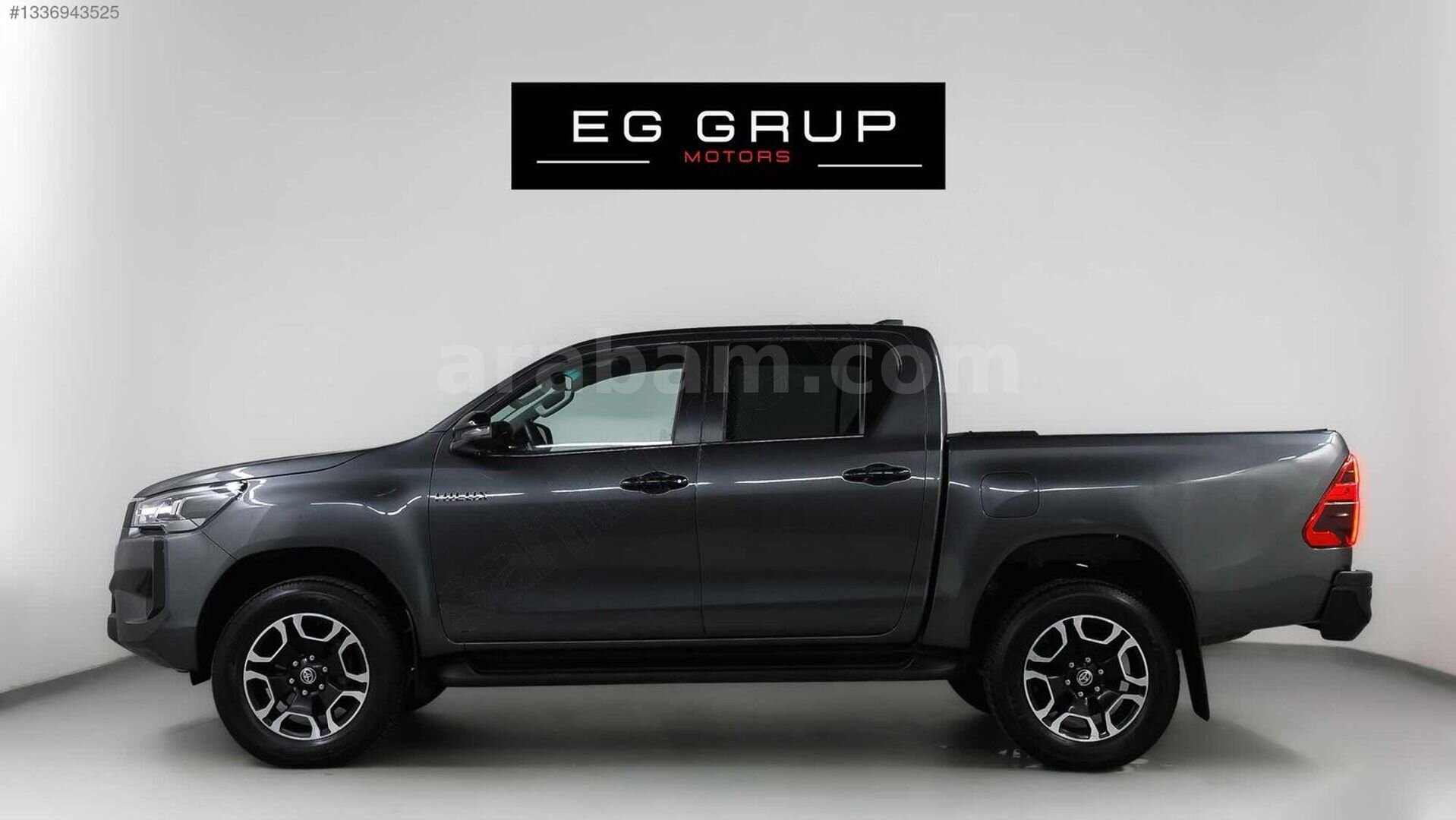 2025 MODEL/TOYOTA/Hİ-LÜX/2.4.D-4D 4X4 HATASIZ/% 20 KDV'Lİ 4