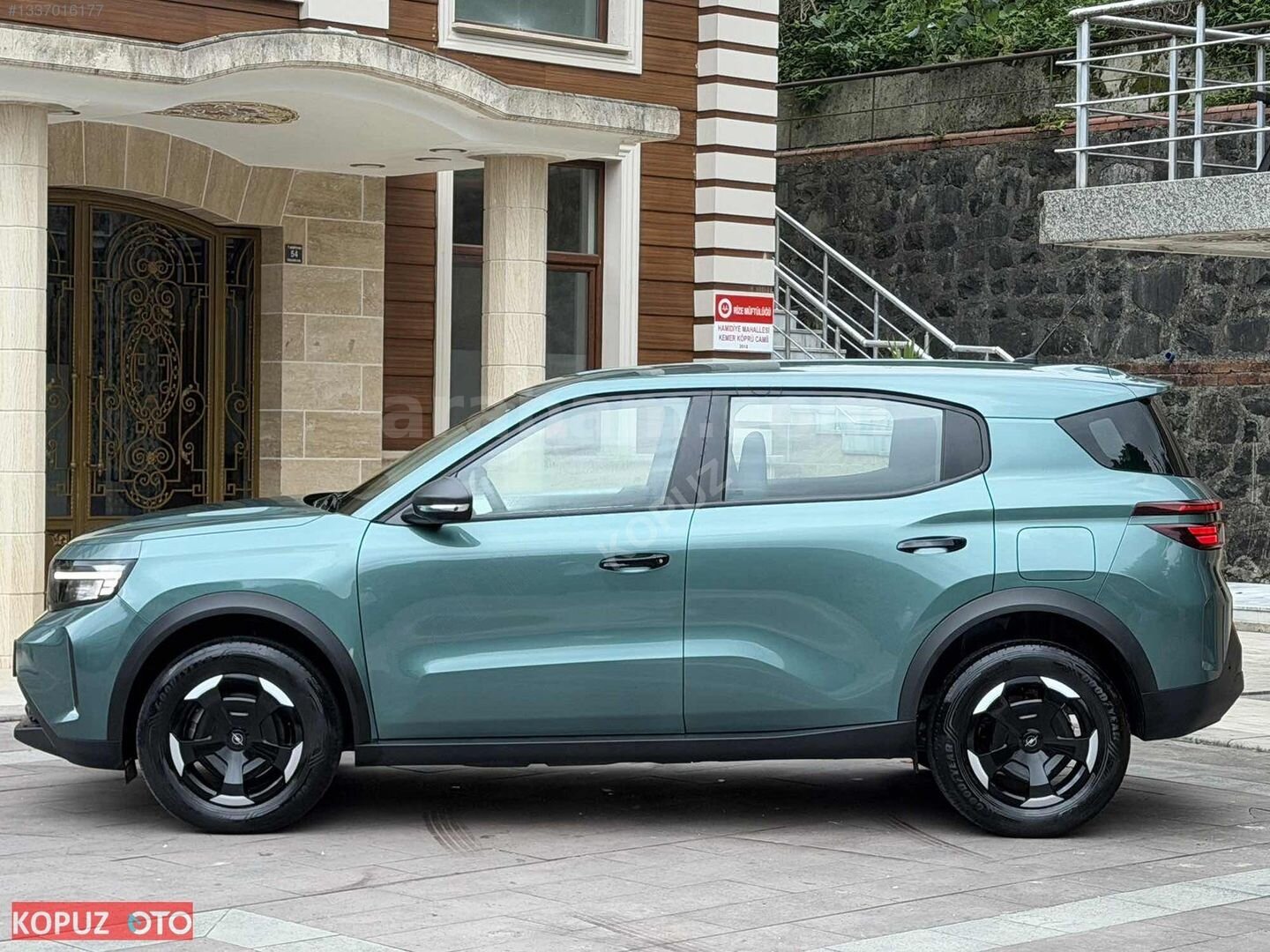 Galeriden Opel Frontera 1.2 Hybrid Edition 2025 Model Rize 14.000 km Yeşil 7