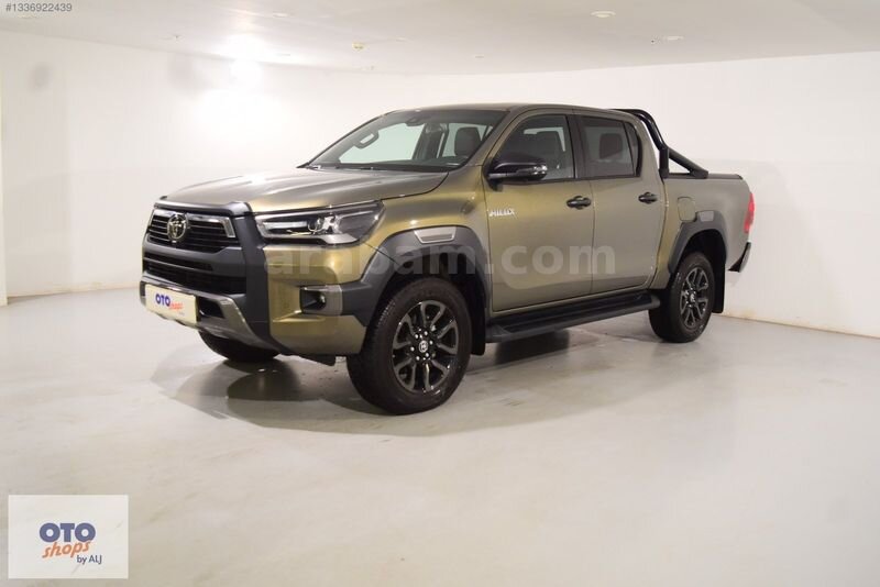 Toyota Hi-Lux 2.4 D-4D 4x4 Invincible 150HP - 2024