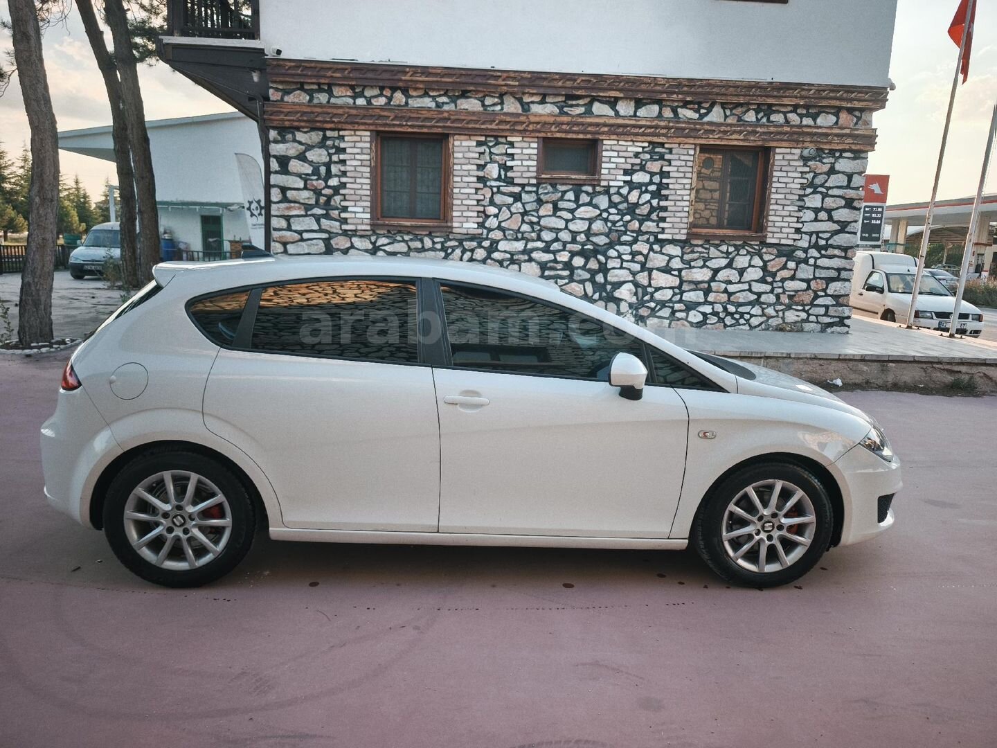 Galeriden Seat Leon 1.2 TSI Style 2011 Model Konya 188.000 km Beyaz 7