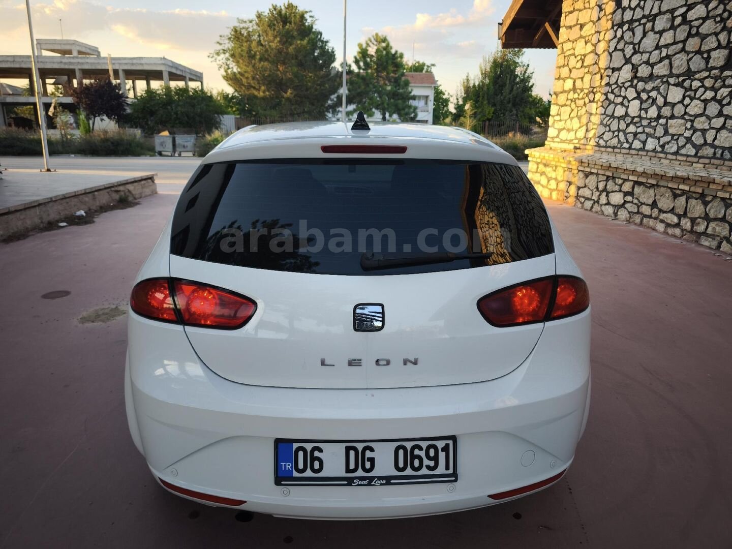Galeriden Seat Leon 1.2 TSI Style 2011 Model Konya 188.000 km Beyaz 5