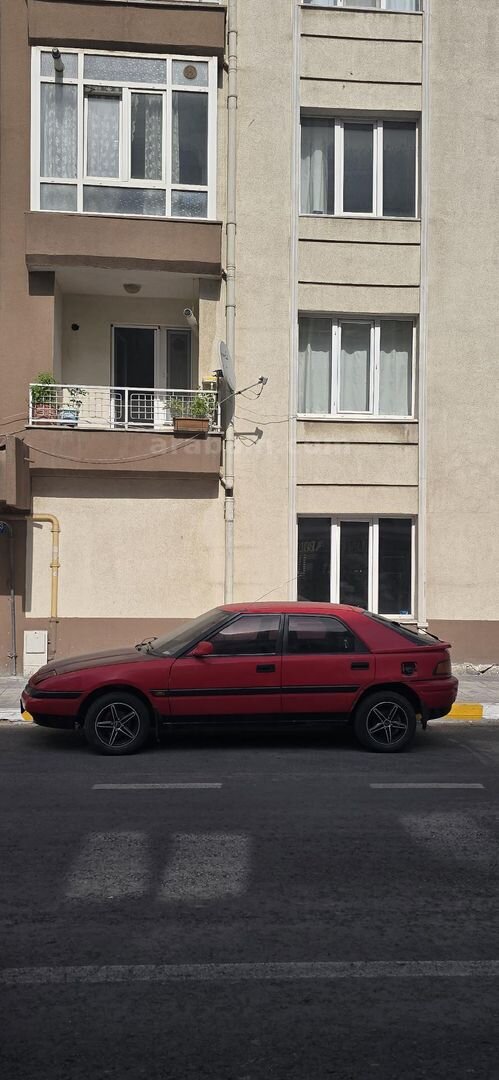 Sahibinden Mazda 323 1.6 GLX 1993 Model 4