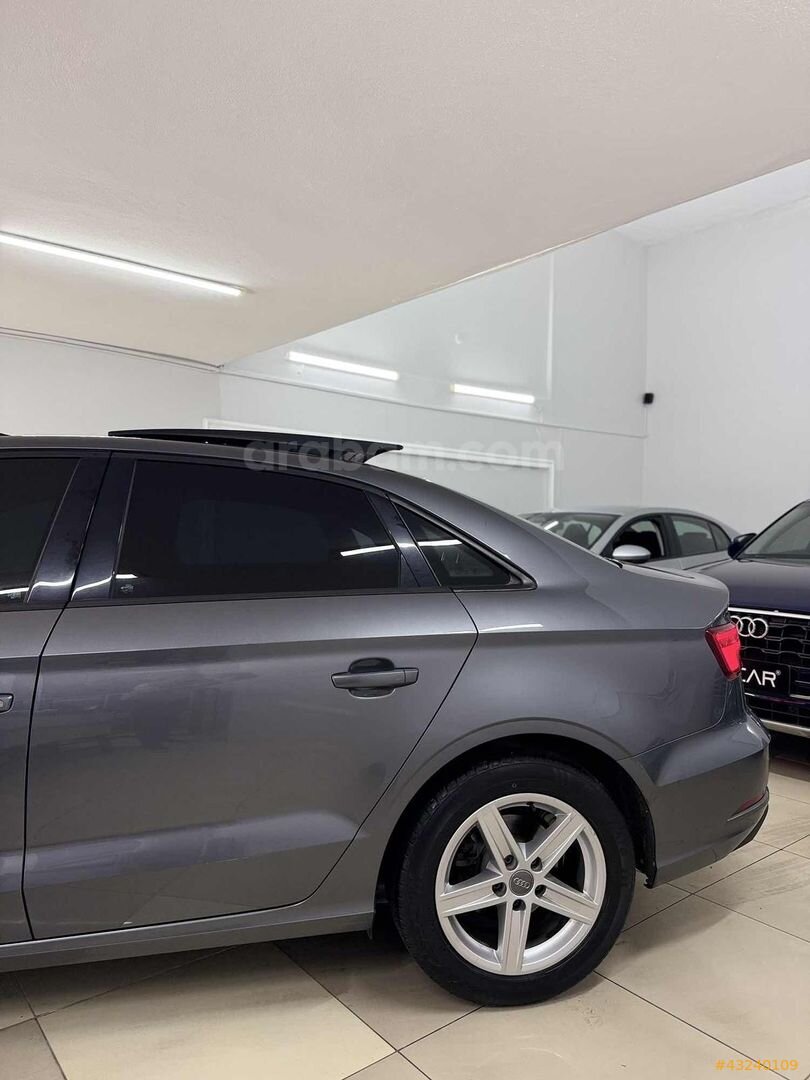 Galeriden Audi A3 Sedan 35 TFSI Dynamic 2020 Model İstanbul 139.000 km Gri 7