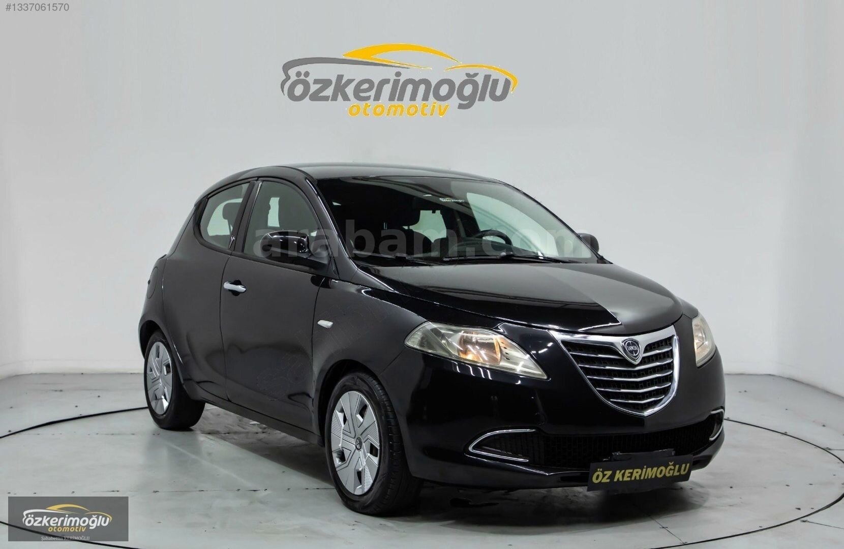 Galeriden Lancia Ypsilon 0.9 2013 Model İstanbul 202.000 km Siyah 1