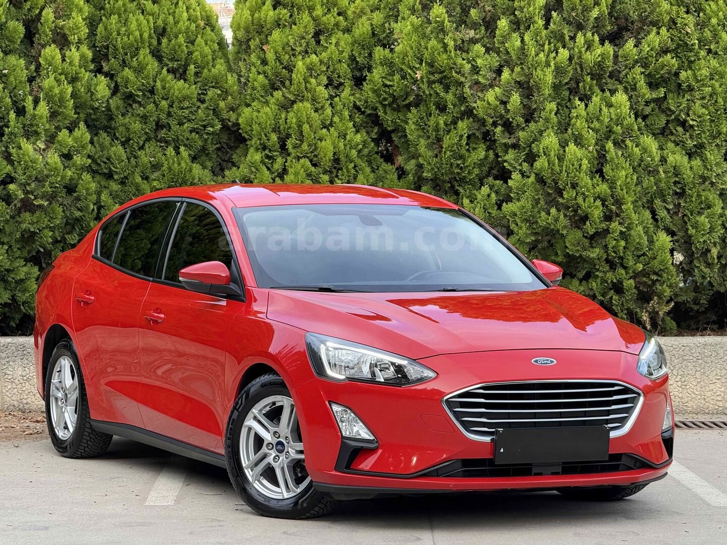 Galeriden Ford Focus 1.5 TDCi Trend X 2020 Model İstanbul 76.000 km Kırmızı 3